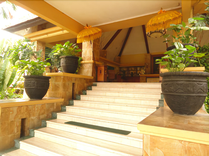Hotel Lotus Garden Kediri, Kediri