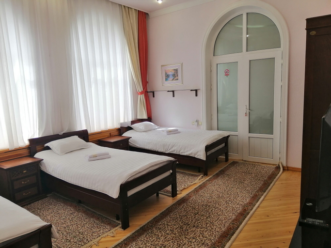 Rakat Hostel, Tashkent City
