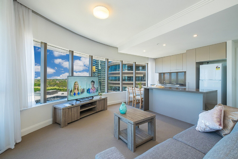 Australian Tower Stay, Auburn