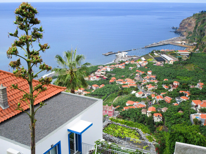 Seasky Tabua Apartment by MHM, Ribeira Brava