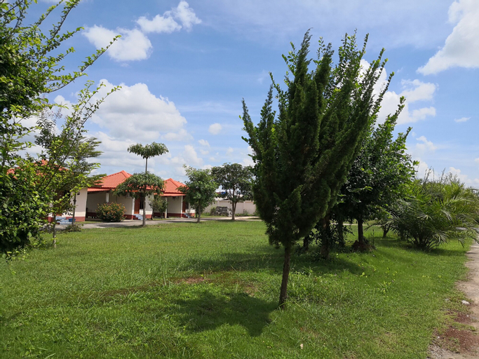 Honeymoon Resort, Na Klang