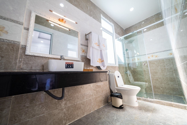 Bathroom, King Villa, Đà Lạt