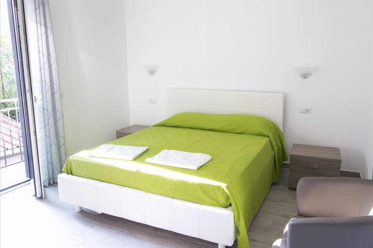 Bedroom 4, Antico Mulino B&B, Napoli