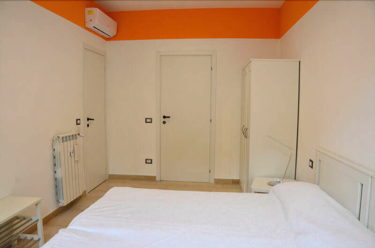 Bedroom 2, B&B Una notte a Mazzini, Rome