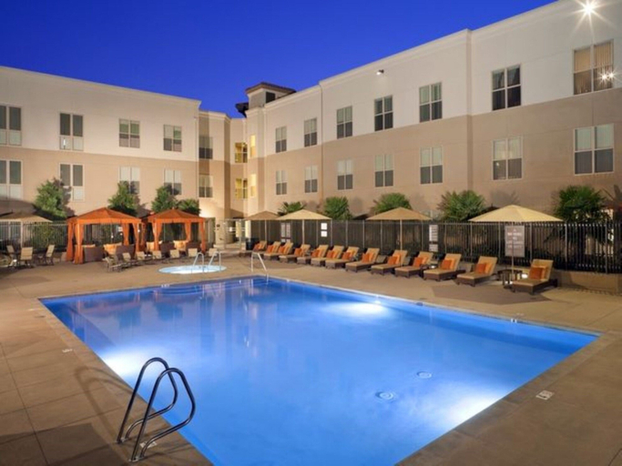 Sport & Beauty 1, Global Luxury Suites in Walnut Creek, Contra Costa