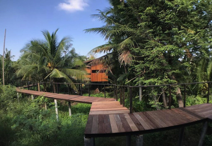 Baan Makham Bang Nam Phueng, Phra Pra Daeng