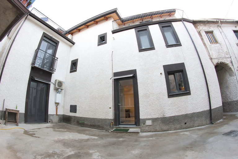 Exterior & Views 2, Antico Mulino B&B, Napoli