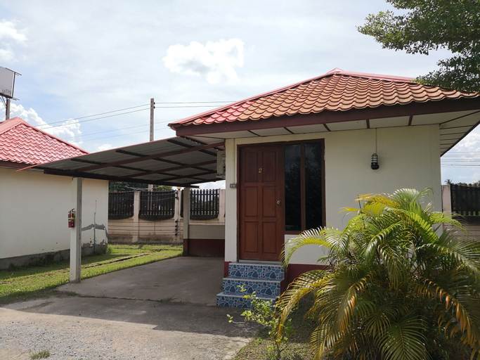 Honeymoon Resort, Na Klang