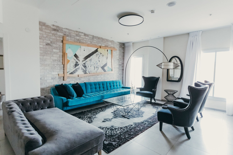 Adva Boutique Hotel,
