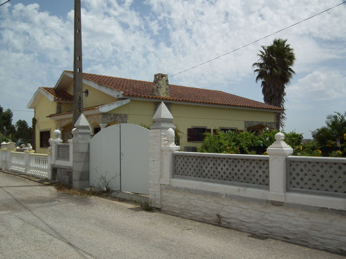 80s RetroStyle Villa, Lourinhã