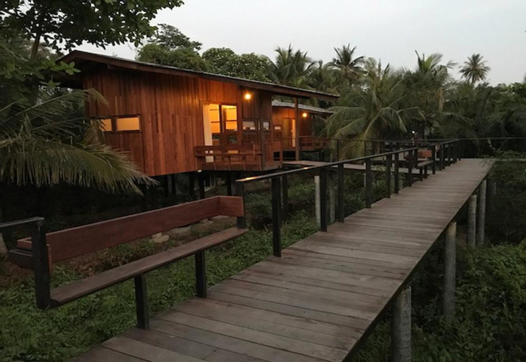 Baan Makham Bang Nam Phueng, Phra Pra Daeng