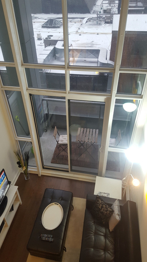 Public Area 4, Lavish Suites - Two Story Loft - Downtown Toronto, Toronto