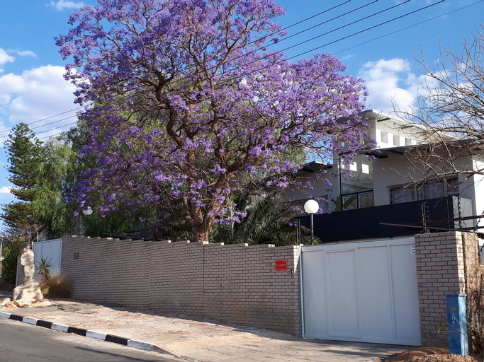 Suiderhof Self-Catering Accommodation, Windhoek East