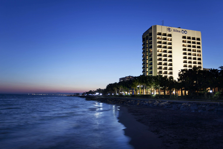 Mersin HiltonSA, Merkez