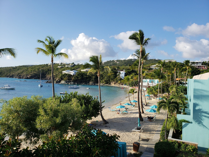 Secret Harbour Beach Resort, East End