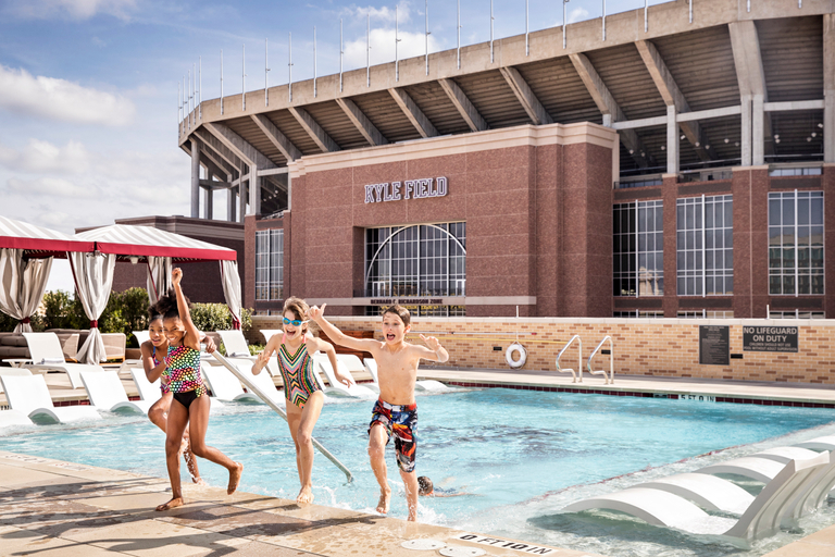 Sport & Beauty 3, Texas A&M Hotel and Conference Center, Brazos