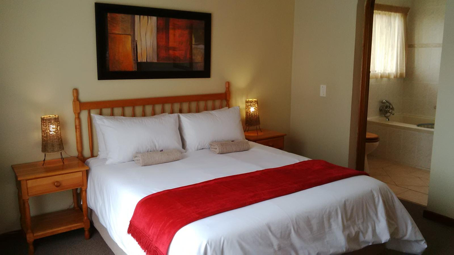 Bedroom 4, Eagles Nest, Eden