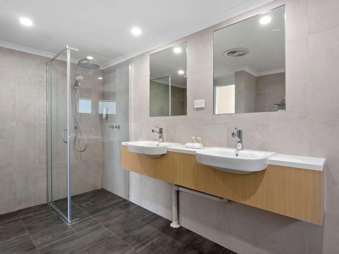 Bathroom 3