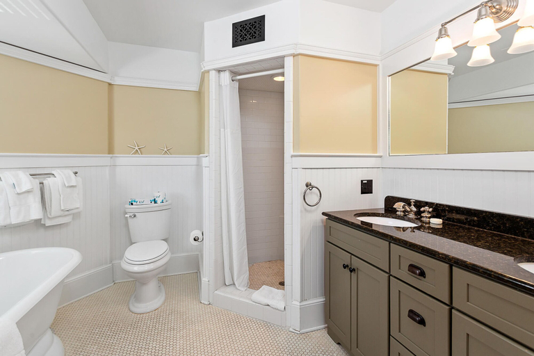 Bathroom 3, Shiphouse 1-first Floor by Hodnett Cooper, Glynn