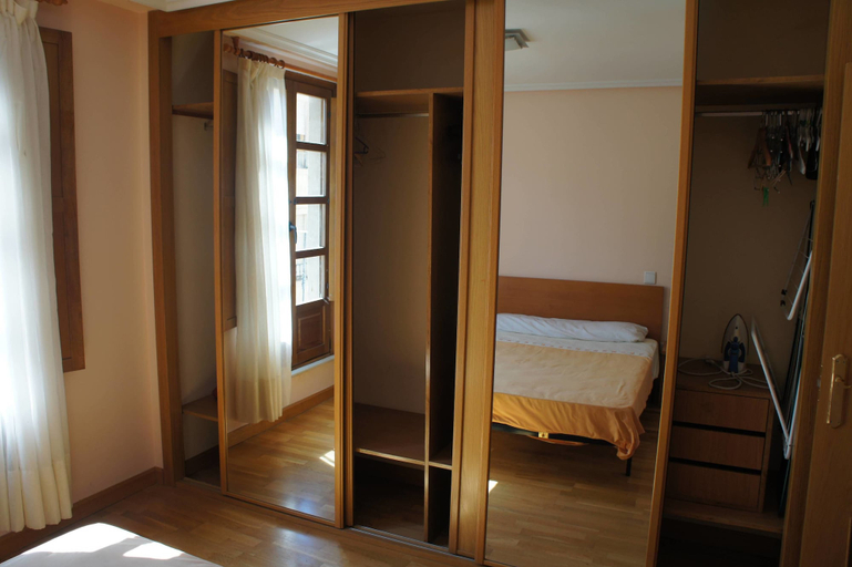 Bedroom 3, Monumental Apartments Salamanca 101, Salamanca