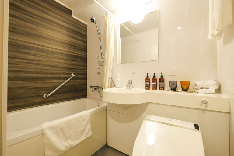 Bathroom 30