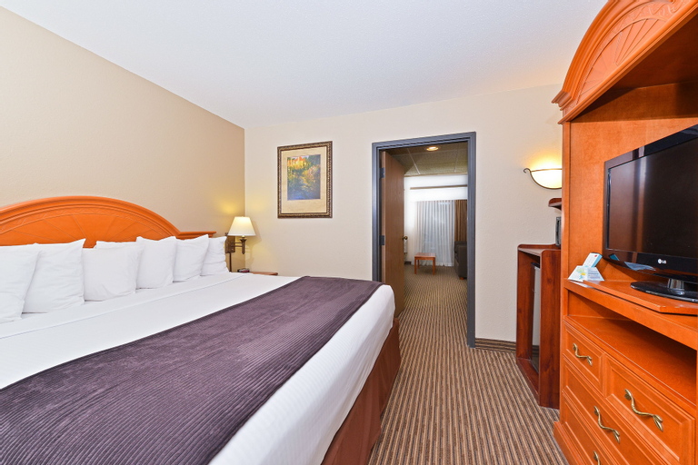 Kelly Inn Minot, Ward