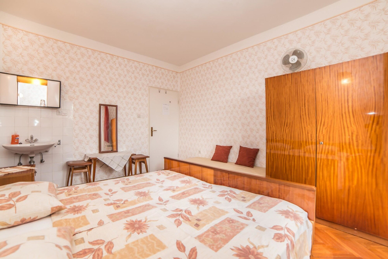 Bedroom 3, B&B Sabina Rooms & Apartments, Lopar/Supetarska Draga