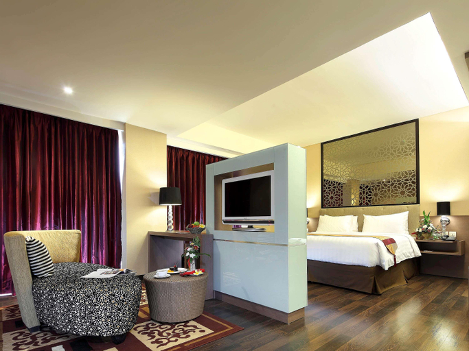 Bedroom 12
