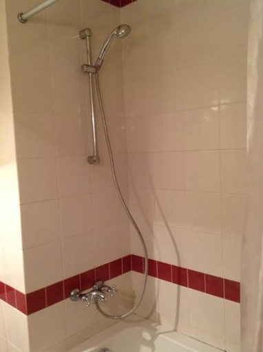 Bathroom 4, El Hana International, Bab Bhar