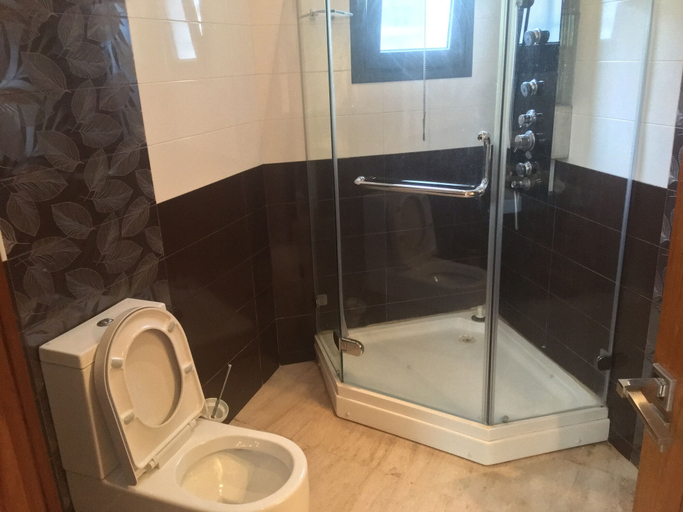Bathroom 4, Luxurious 5 Bedrooms Villa Ref HI51053, Agadir-Ida ou Tanane