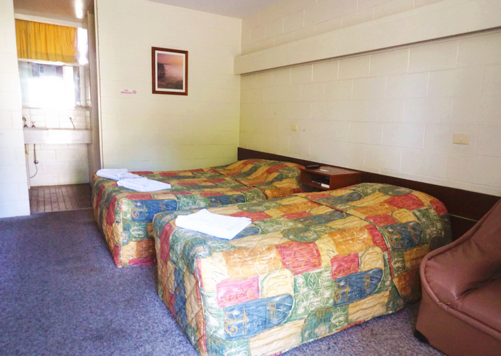 Bedroom 13