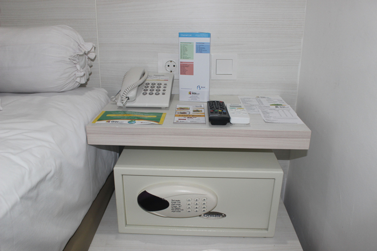 Bedroom 30