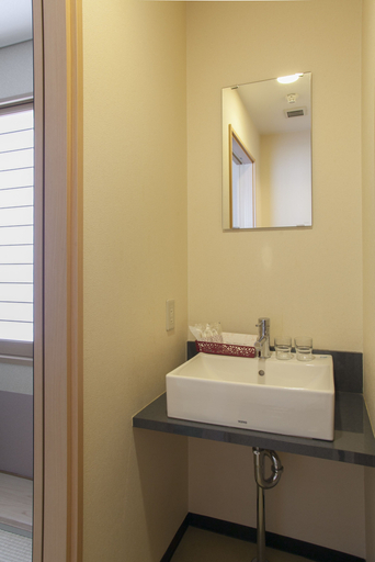 Bathroom 4, Nagomiyado Towa, Kyoto