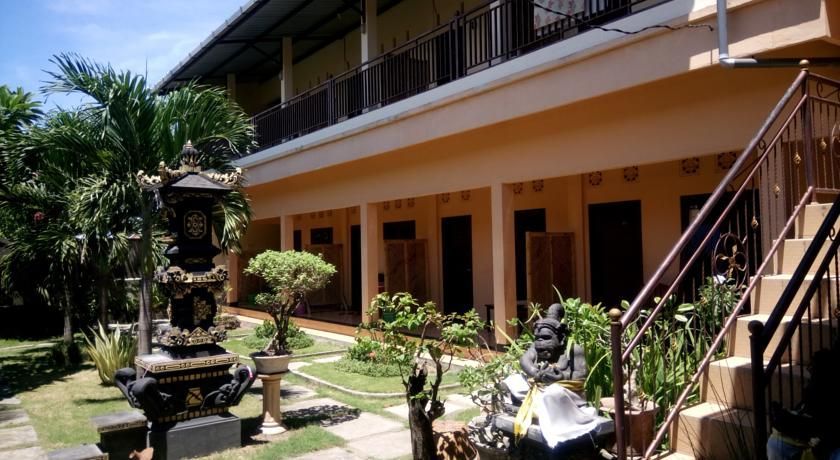 Exterior & Views 1, Puji Homestay Mataram, Lombok