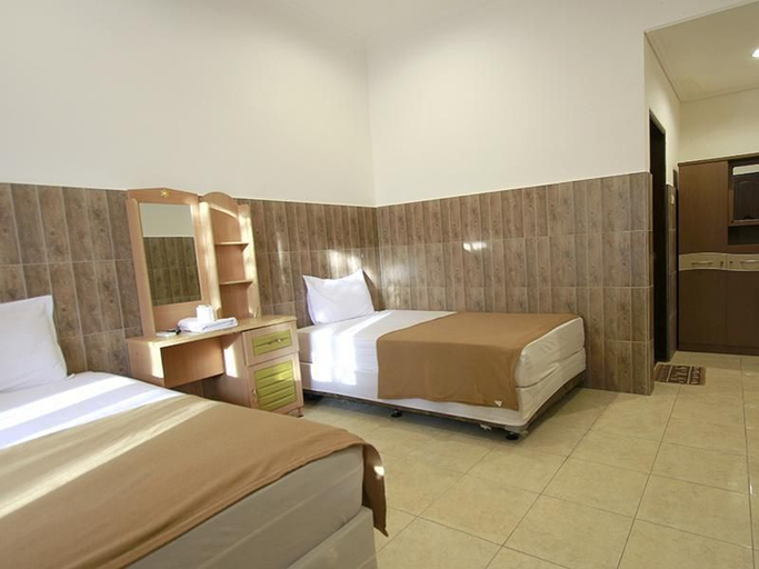 Bedroom 4, Puri Senggigi Hotel, Lombok