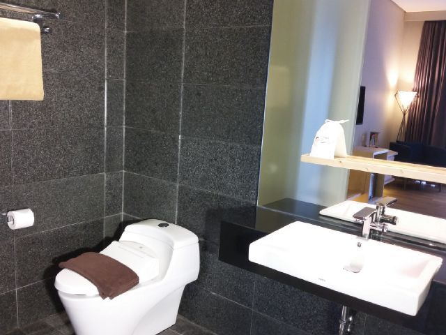 Tama Boutique Hotel - Bathroom