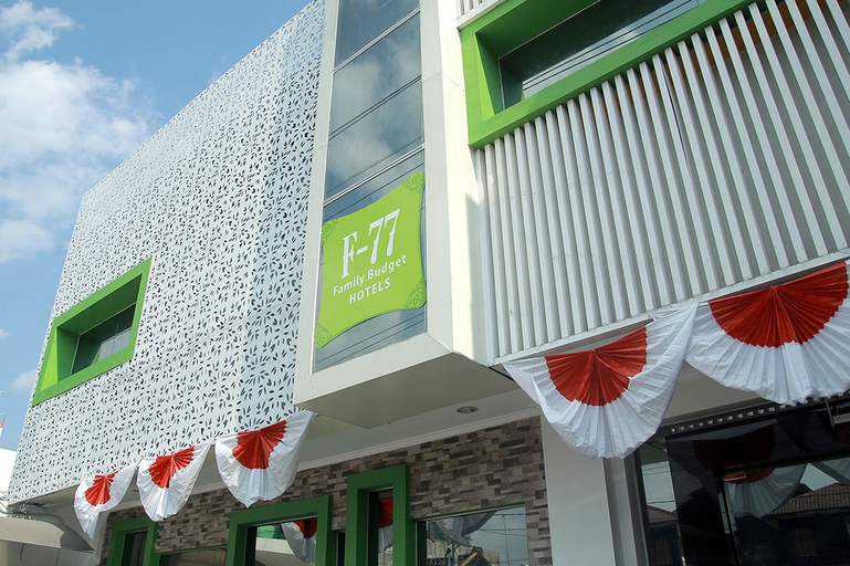 Exterior & Views 1, F77 Family Budget Hotel, Yogyakarta