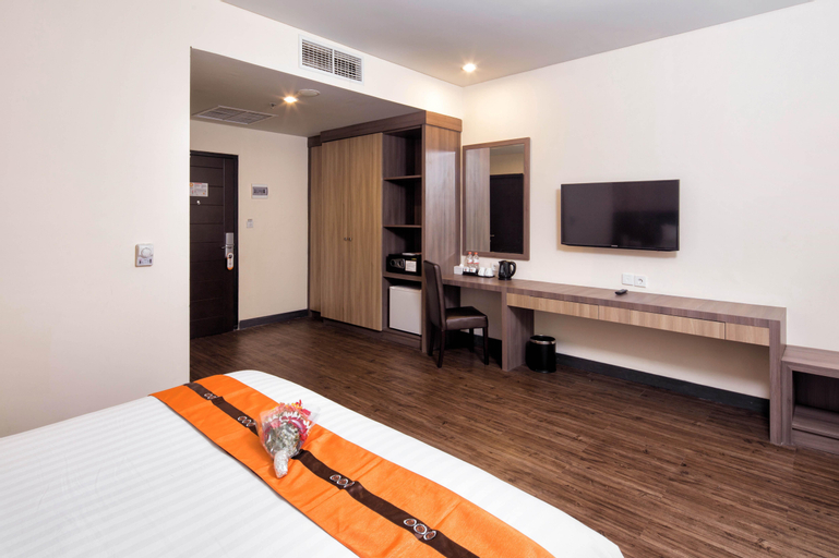 Bedroom 30