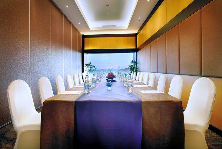 Business Facilities 18