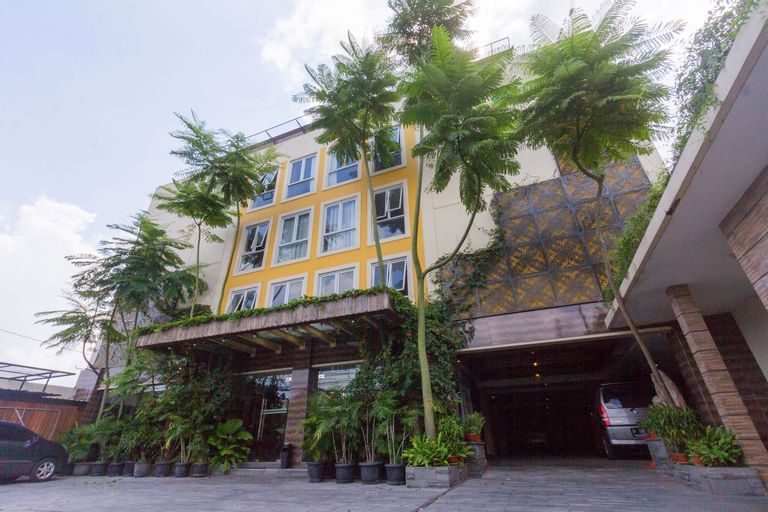 Hotel Adilla Syariah Ambarukmo, Yogyakarta