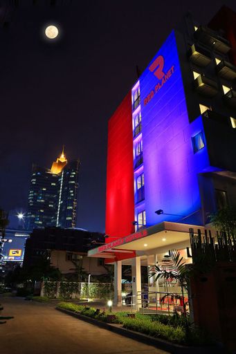 Red Planet Bangkok Asoke, Wattana