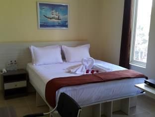 Ambulu Hotel Jember Room Type - Superior