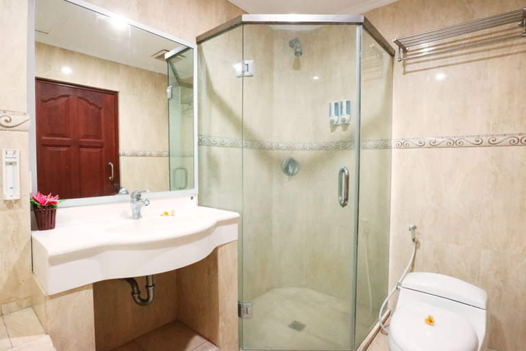 Bathroom 4, Bali Paradise City Hotel, Badung