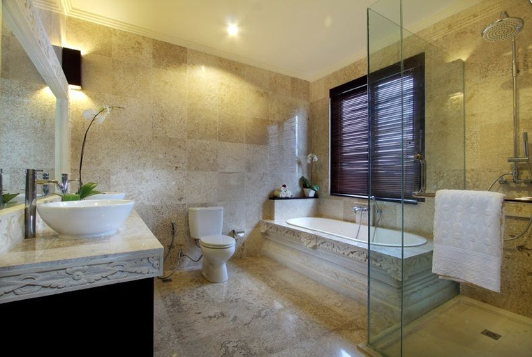 Bathroom 3, Aruna Samsara Villa Jimbaran, Badung