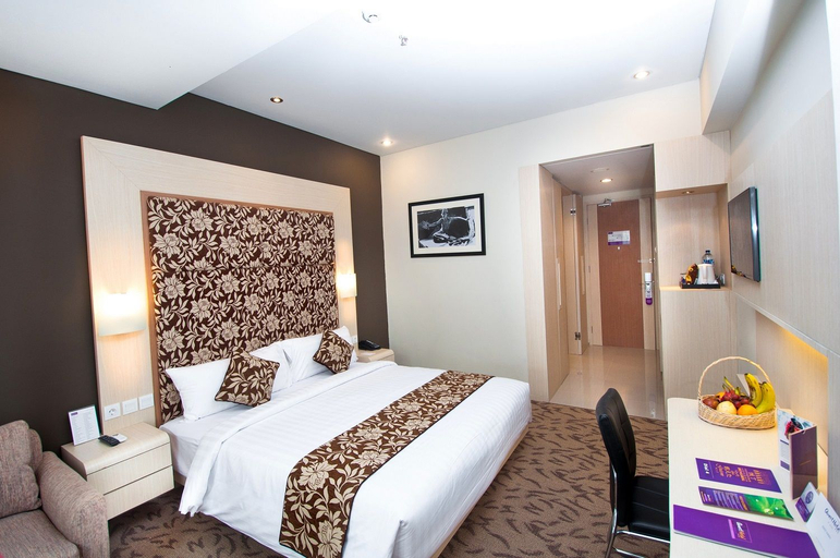 Bedroom 13
