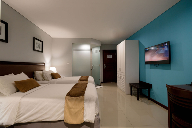 Bedroom 5, Kutabex Beach Front Hotel, Badung