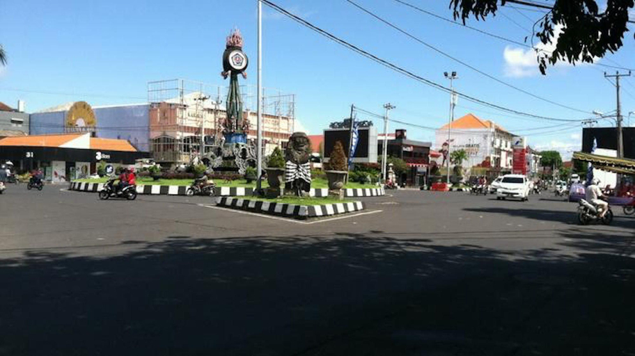 Others 3, Dekrisna Denpasar, Denpasar