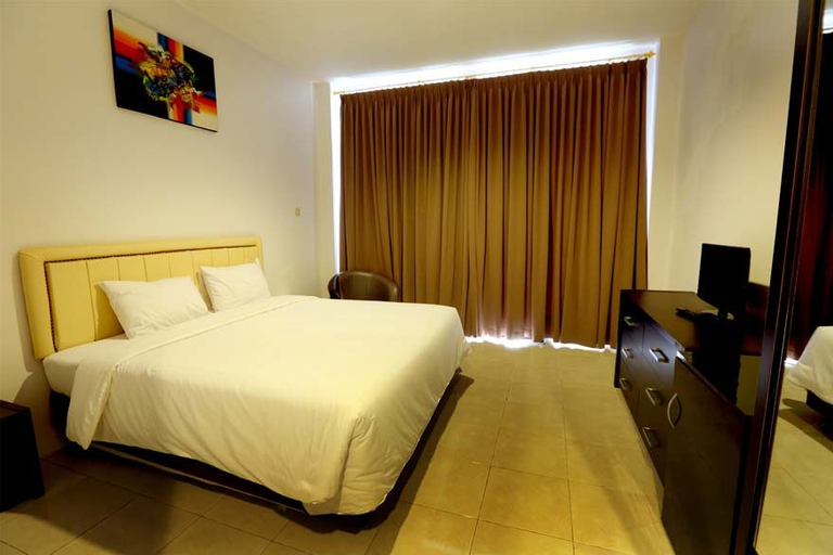 Bedroom 3, Grand Royal Makati Hotel, West Sumbawa