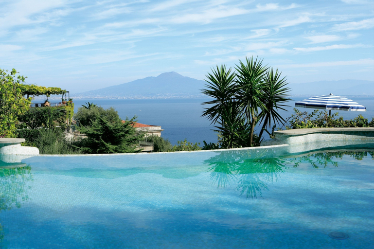 Grand Hotel Capodimonte, Napoli