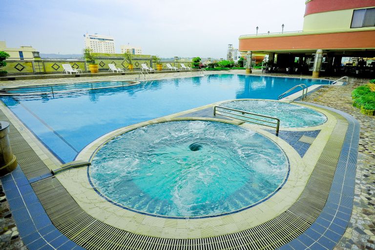 Planet Holiday Hotel & Residence, Batam